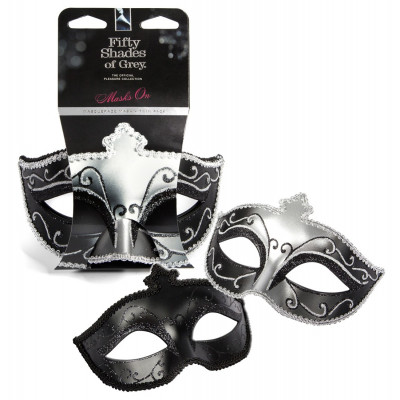 SET 2 MASCHERE IN STILE SICILIANO 50 SFUMATURE DI GRIGIO "IN MASCHERA"